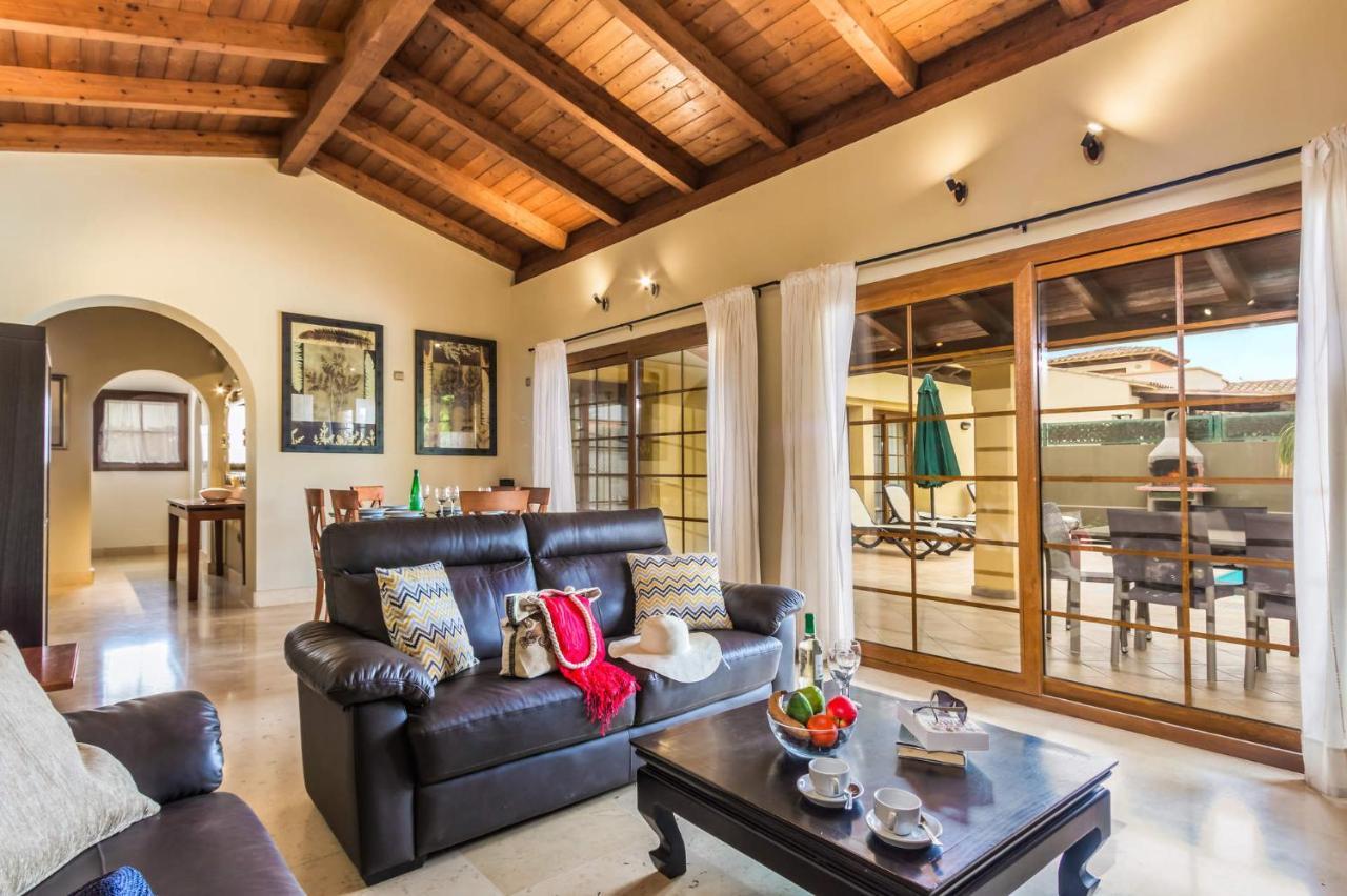 كوراليهو Villa Ducales By Villa Plus المظهر الخارجي الصورة